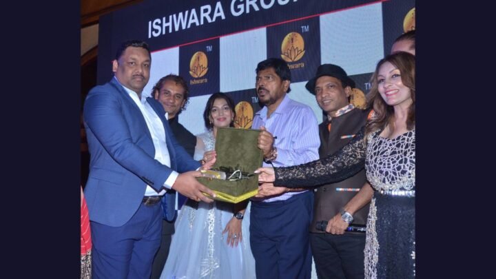 Renowned ILS Health Care Product Unveiled by Dr. Suvi Swamy, Garnering Attention from Diverse Celebrities, Including Union Minister Ramdas Athawale