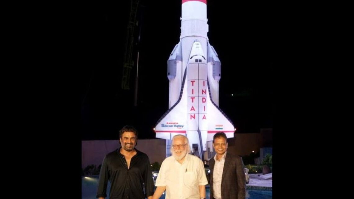The Grand Rocket in ‘Kanakia Silicon Valley’ Unveiled, Rockey Boys: R Madhavan and Nambi Narayanan Sir cheer for the Rocket of another kind!